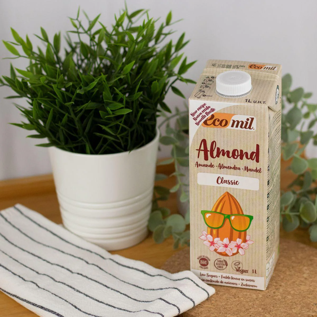 Bebida vegetal de Almendra classic bio Ecomil 1 L - Image 6