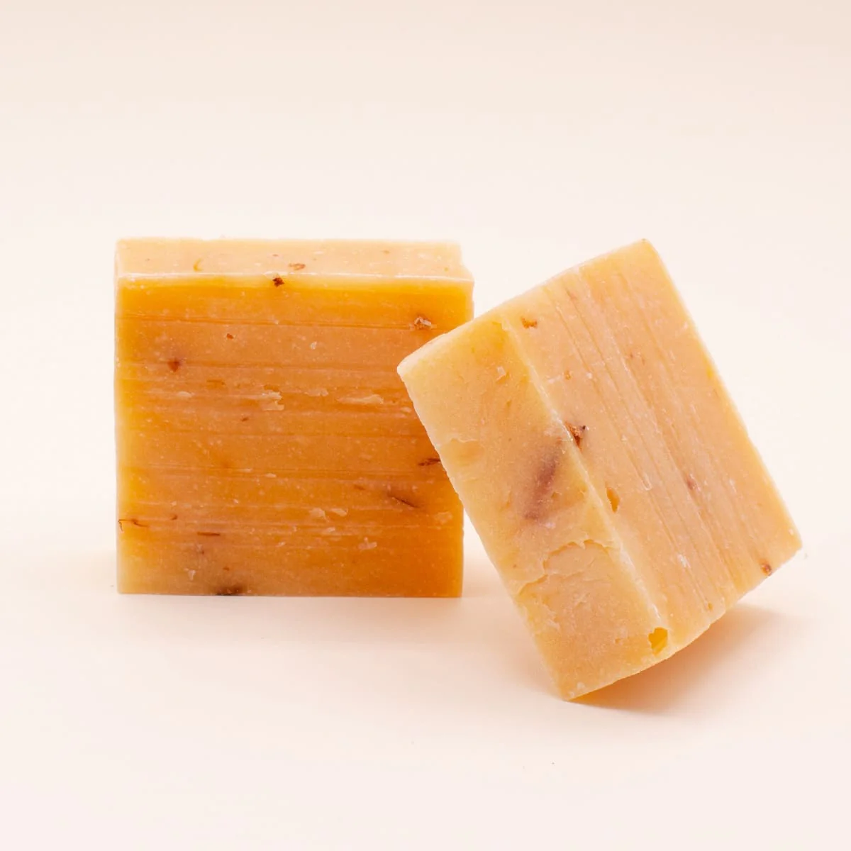 Jabón Natural Artesano Naranja y Azahar Labnatur 100 g | Iluminador | Aroma Floral | Cuidado Diario - Image 2