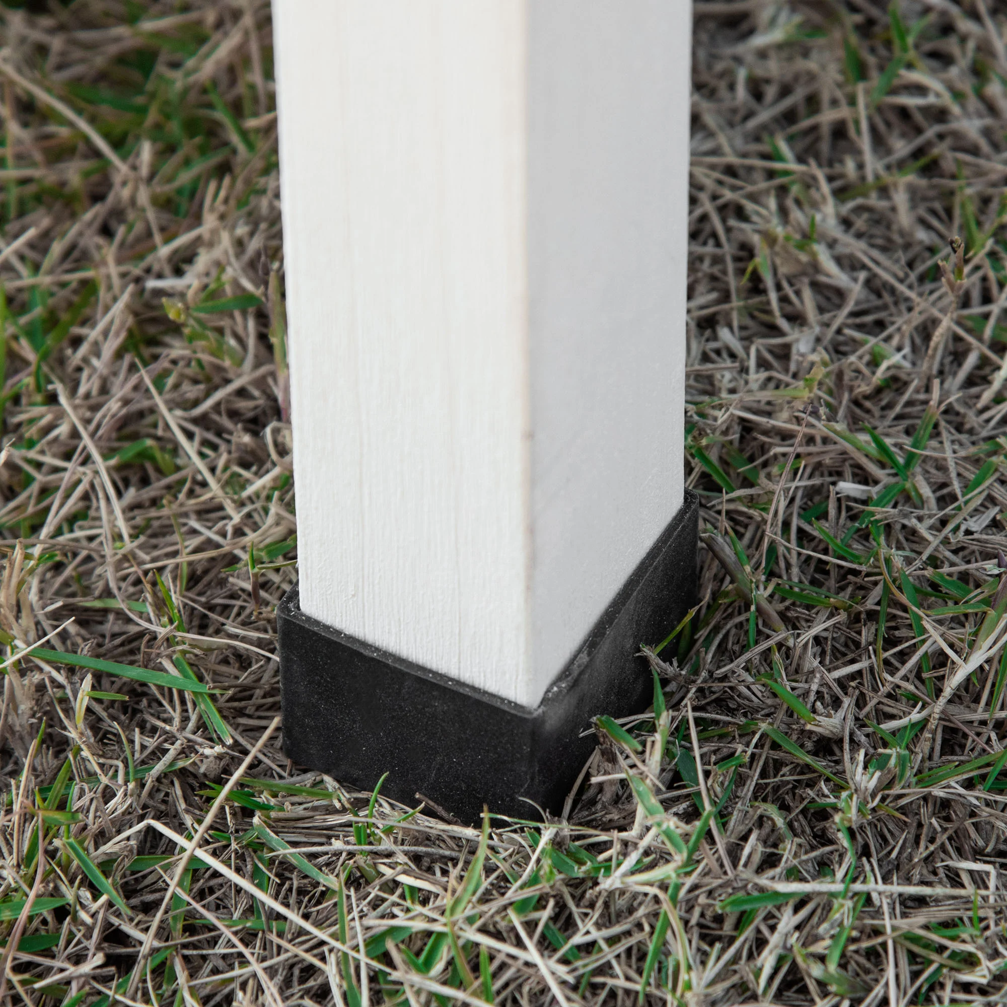 Pawhut Conejera De Madera Exterior Con Techo Abrible Y Comedero 122x50x101 Cm - Image 4